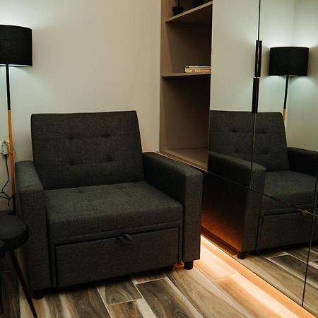 Blackhaus Family And Friends Deluxe Apartment سالونيك المظهر الخارجي الصورة