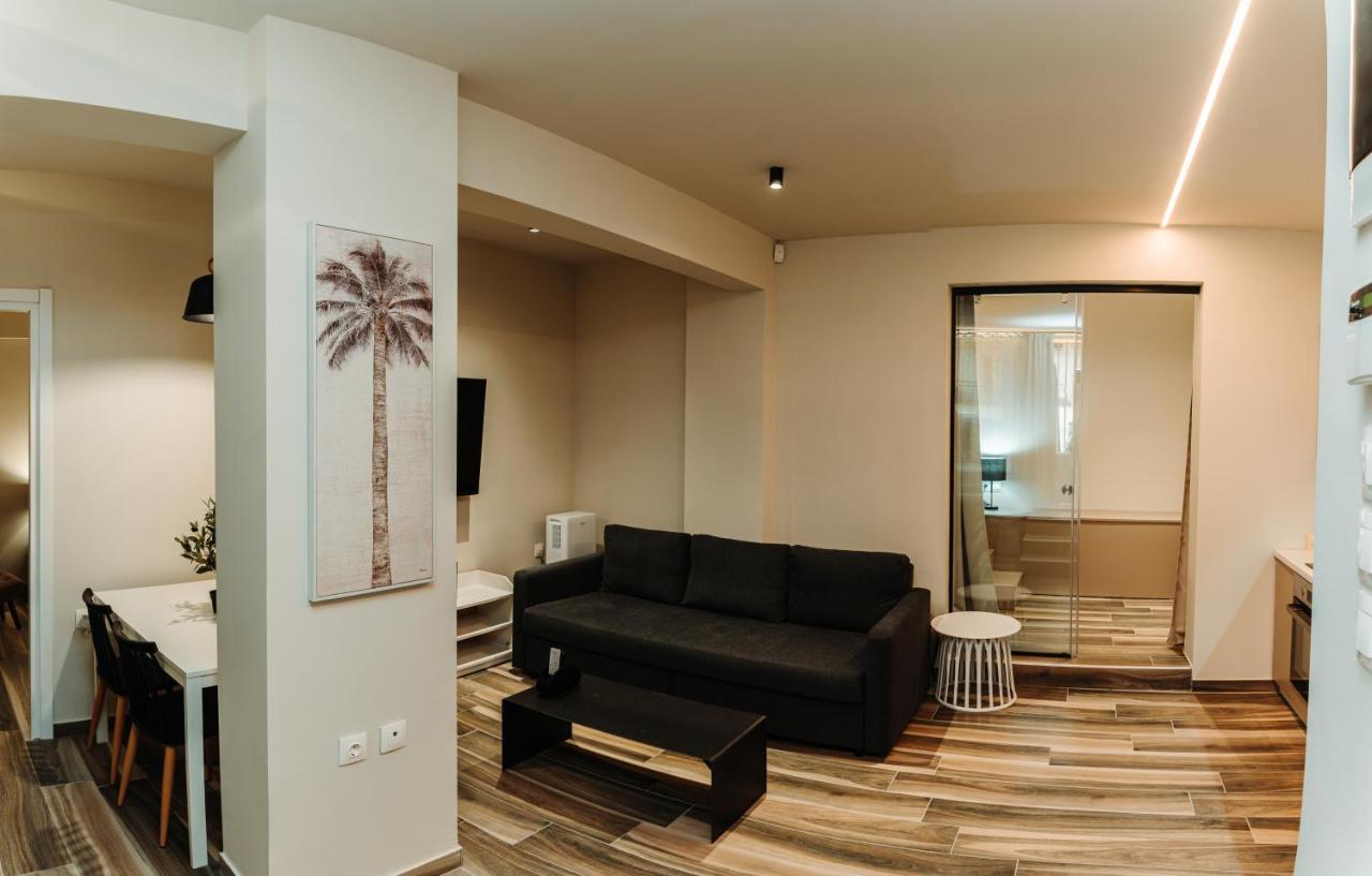 Blackhaus Family And Friends Deluxe Apartment سالونيك المظهر الخارجي الصورة